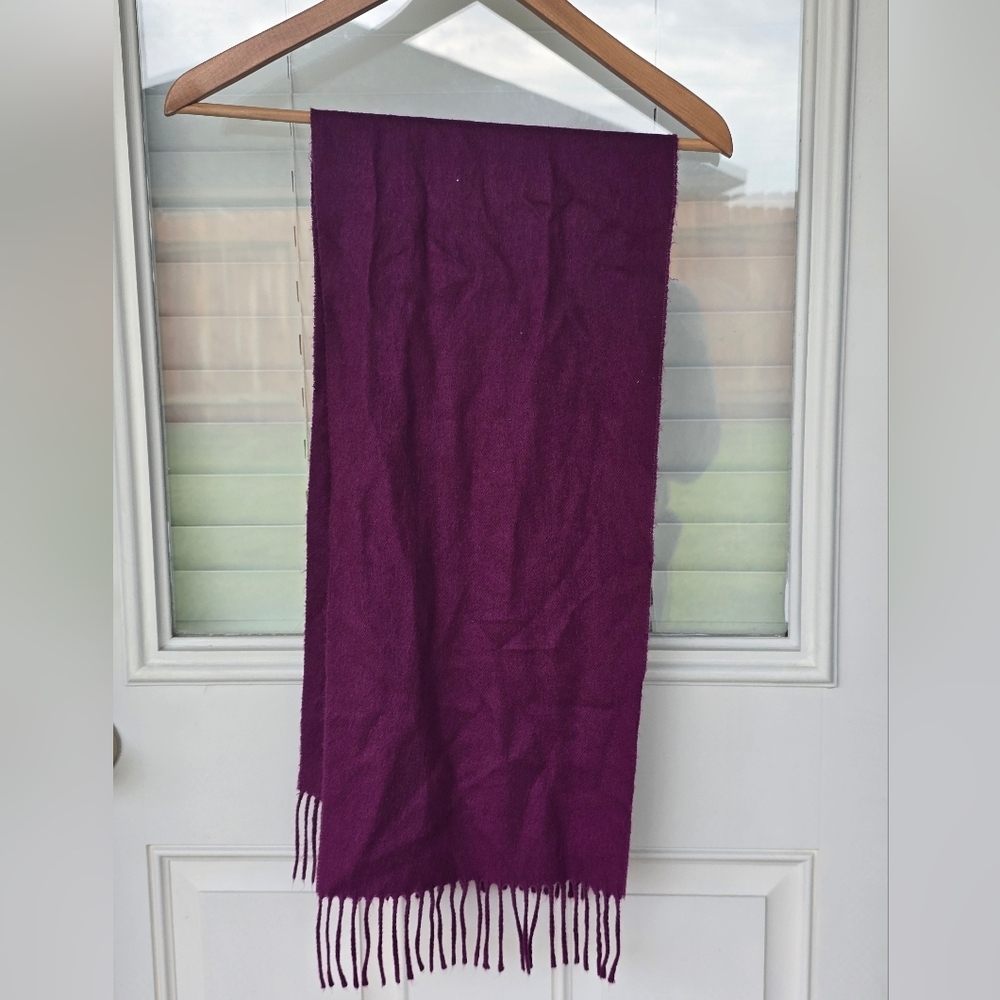 Christian Dior Women Elegant Purple Shawl Scarf Fringe Luxury - Picture 4 of 8